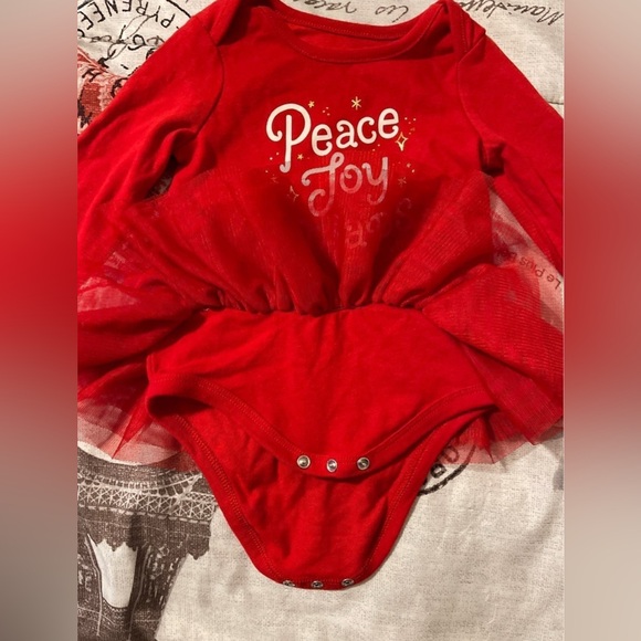 CAT&JACK HOLIDAY ONESIE - Picture 4 of 4